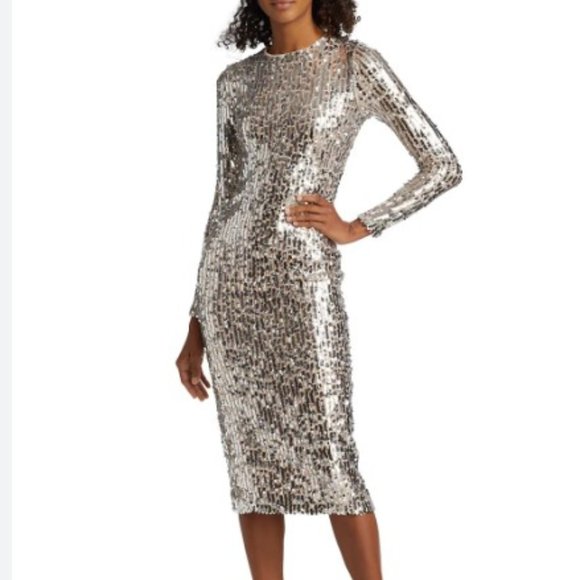 NWT. LE SUPERBE sequins dress in silver oyster